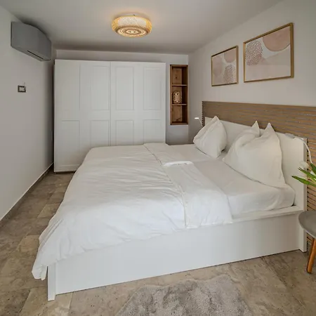 Nachhaltige Wellnessauszeit Mit Traumblick, Pool, Sauna, Whirl-Wanne Opatija Exterior photo