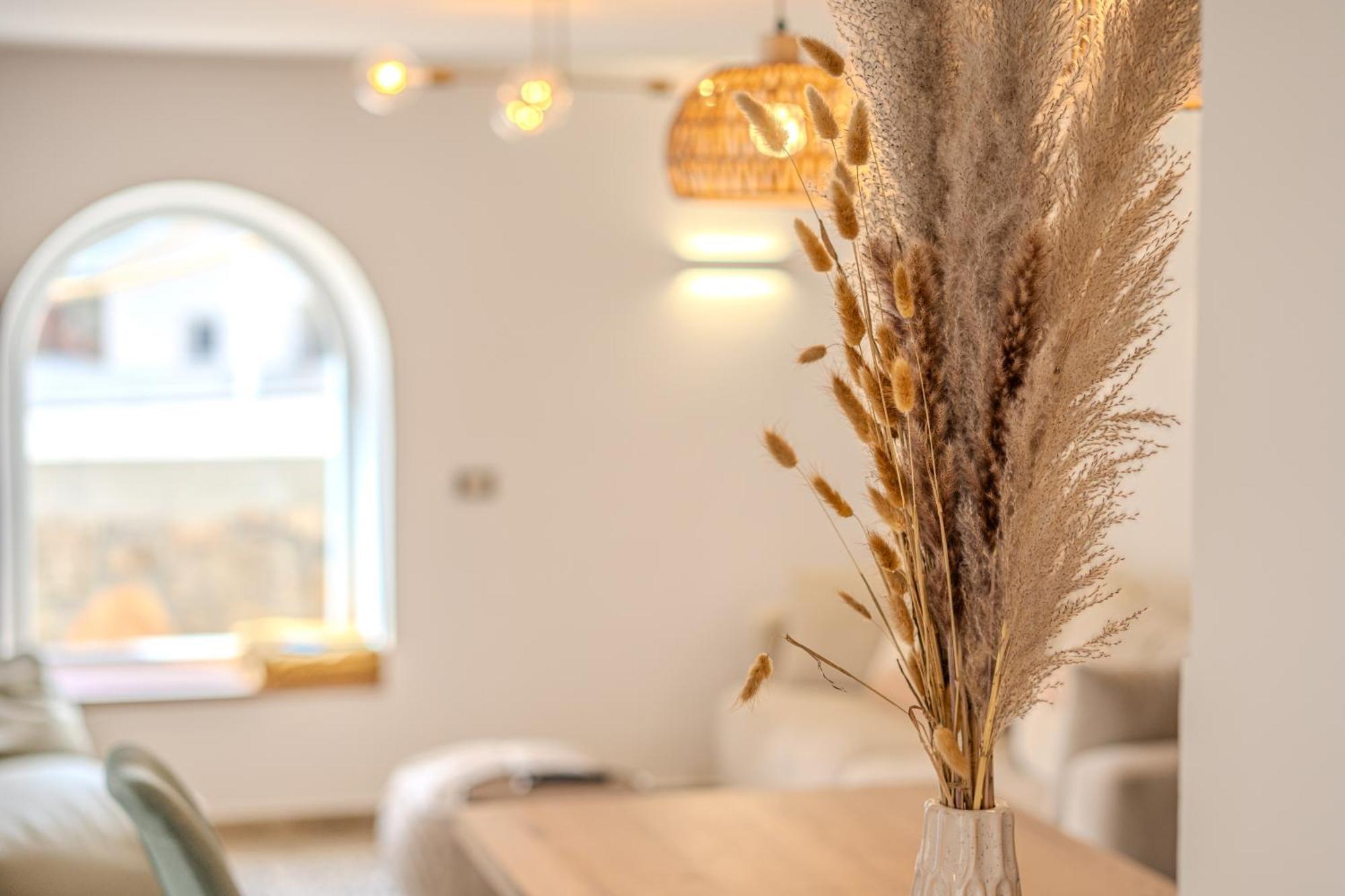 Apartman Nachhaltige Wellnessauszeit Mit Traumblick, Pool, Sauna, Whirl-wanne Abbázia