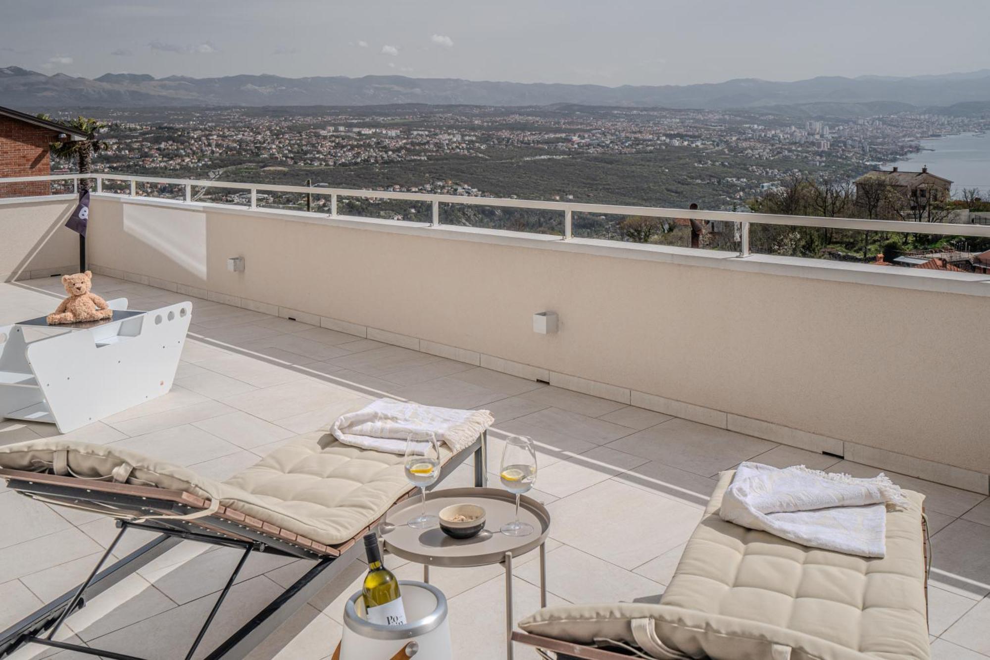 Nachhaltige Wellnessauszeit Mit Traumblick, Pool, Sauna, Whirl-wanne Apartman *
